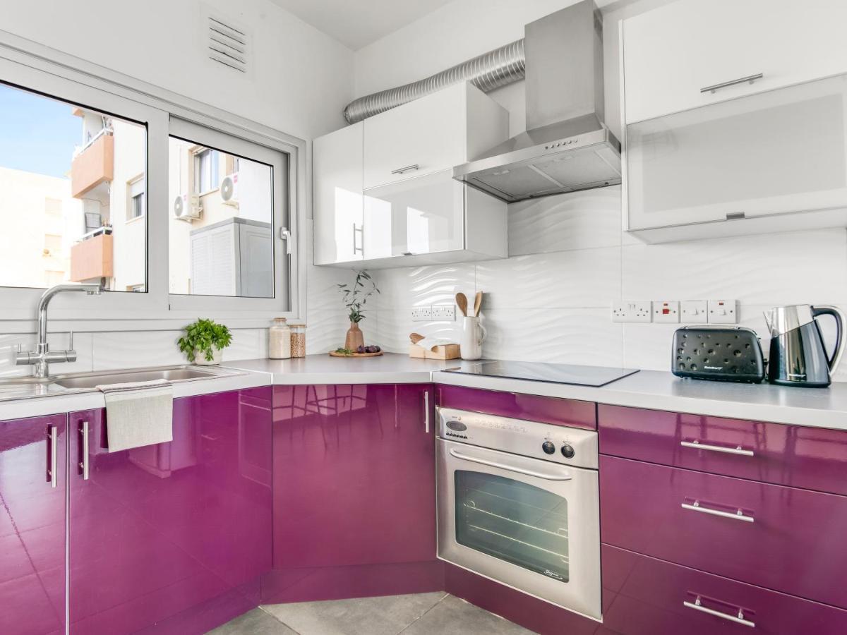 Sanders Kanika Sea Forum - Adorable 2-Bedroom Apartment With Sea View 레메소스 외부 사진